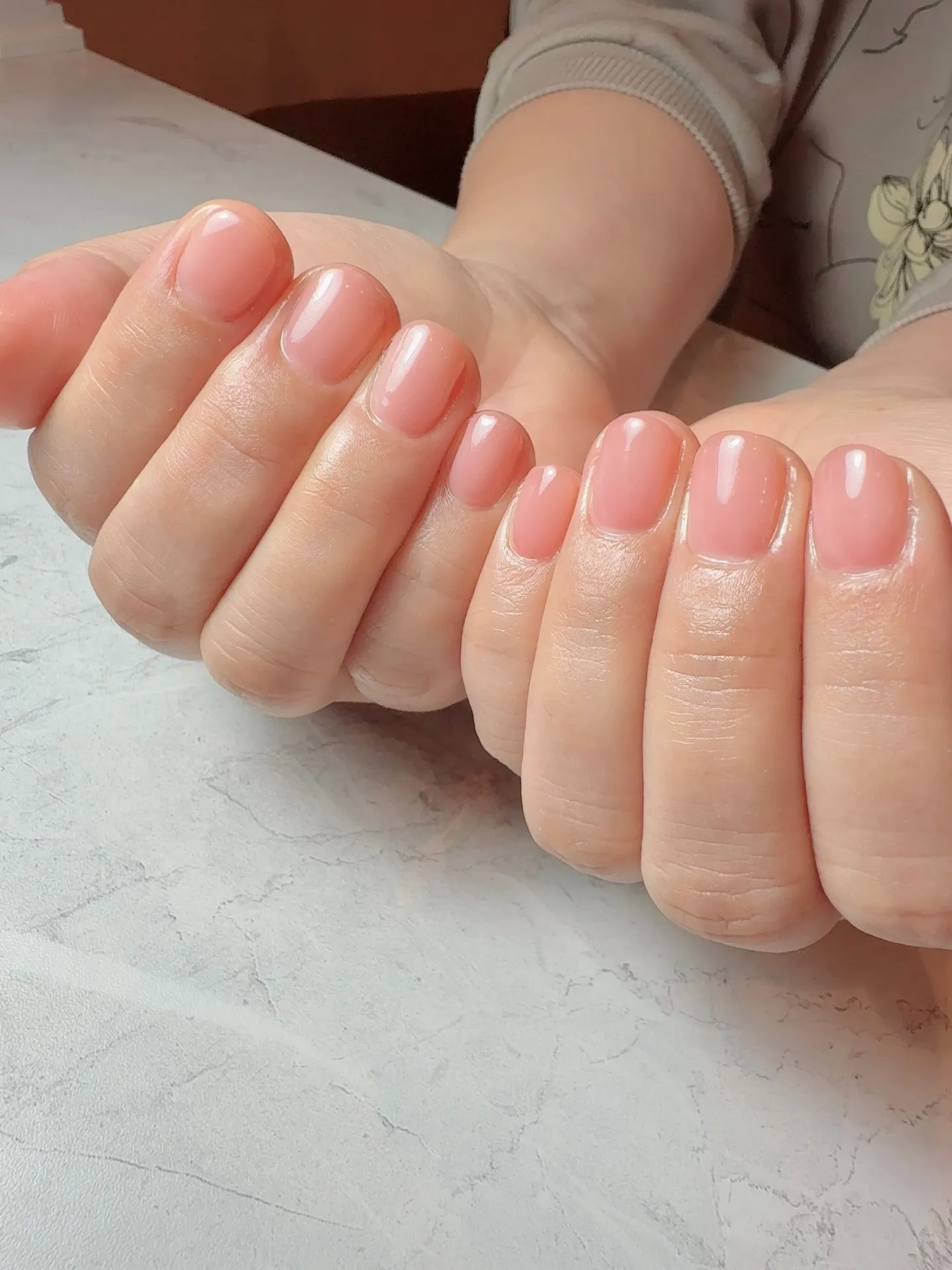 横浜市鶴見区自爪育成ネイルサロンミアリのネイル写真です